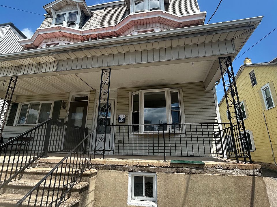 1st image of 106 Center Ave