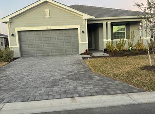 7809 Lakes Edge Ln, Port Charlotte, FL 33981