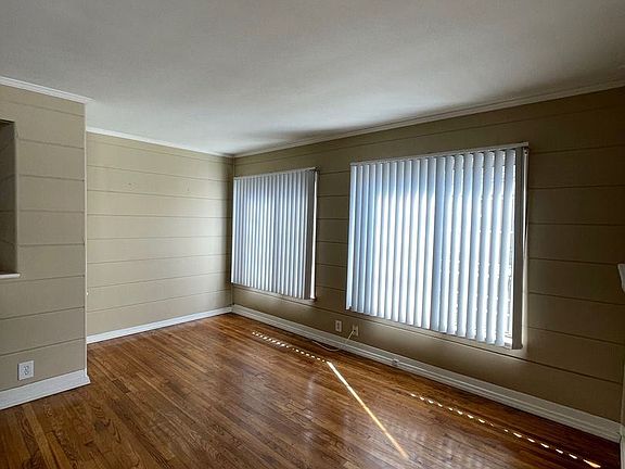 2nd image of 103 E Bayshore Walk #B