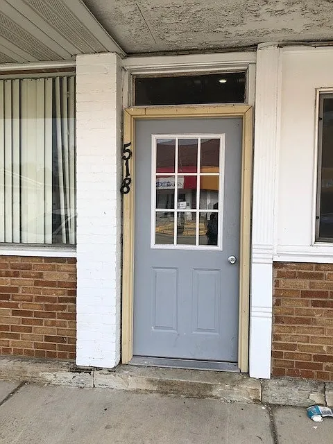 518 Depot St #4
