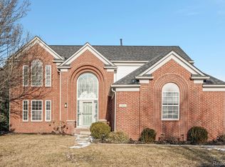 7849 Creek Bend Dr, Ypsilanti, MI 48197