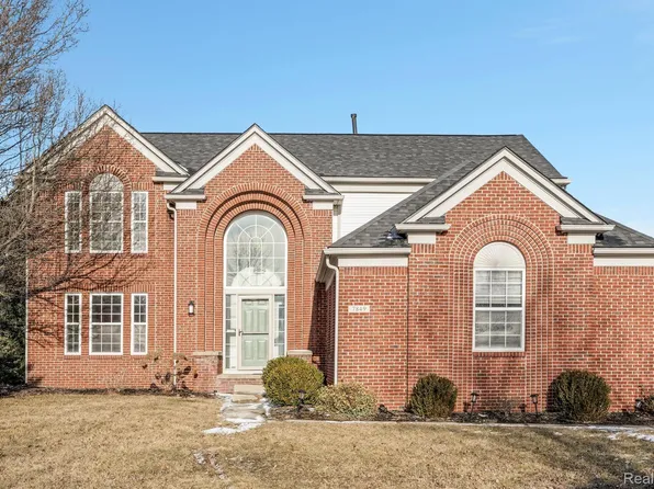 7849 Creek Bend Dr, Ypsilanti, MI 48197