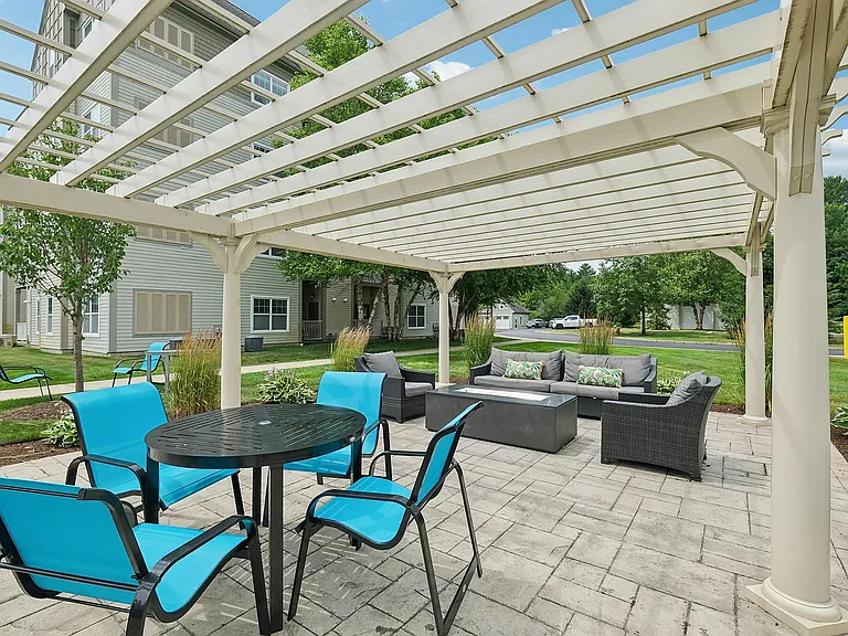 48-web-or-mls-Princeton Way-1207-903
