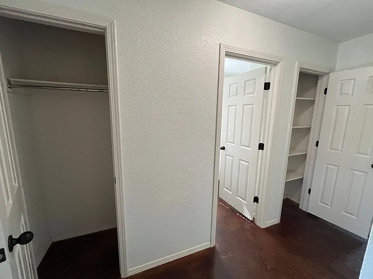 3210 Miracle Heights Cv — Photo 13