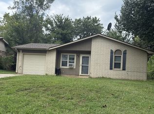 107 Gama Cir, Roland, OK 74954