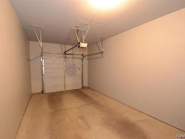 263 S Village Way #23 — Photo 36