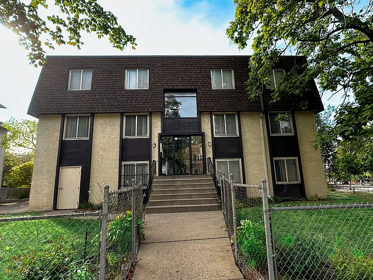 2700 Harriet Ave #304 — Photo 6