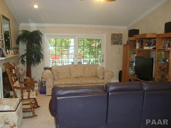 4th image of 2508 W Benton Ct