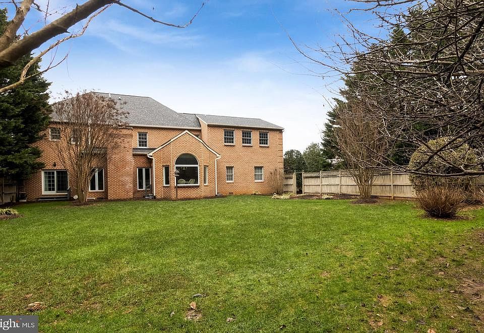 2nd image of 8503 Huntspring Dr