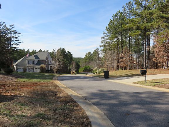 5th image of 150 Summerwind Dr