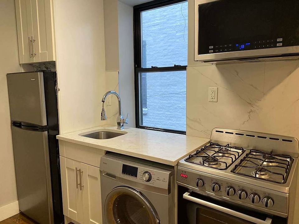 1st image of 139 E 110th St APT 54