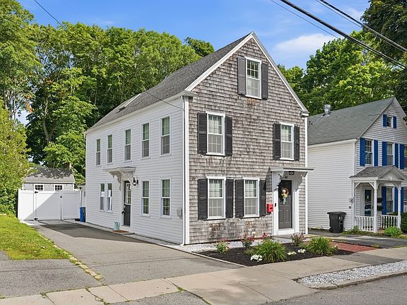 2nd image of 48 Forrester St