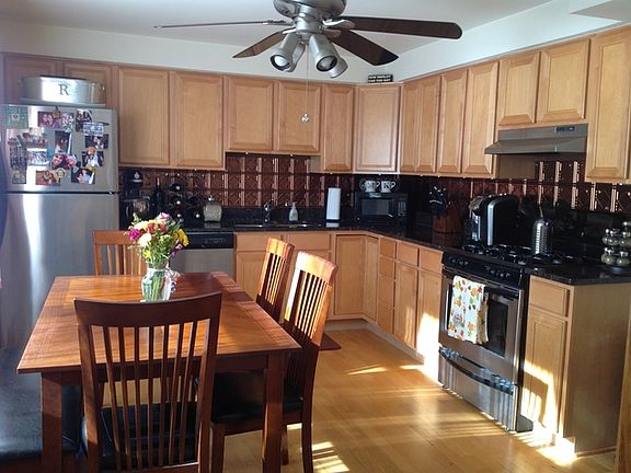 3rd image of 2419 N 77th Ave APT 3W