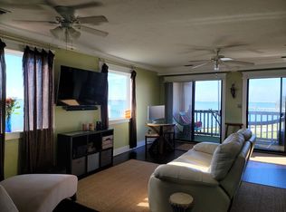 8253 Navarre Pkwy APT B200, Navarre, FL 32566