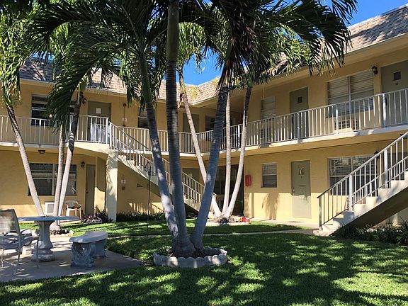 2nd image of 301 W Ocean Ave APT 7