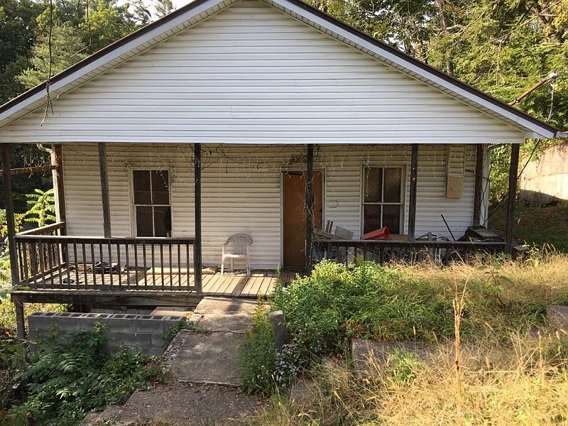 405 Colorado St, Mount Hope, WV 25880 Zillow
