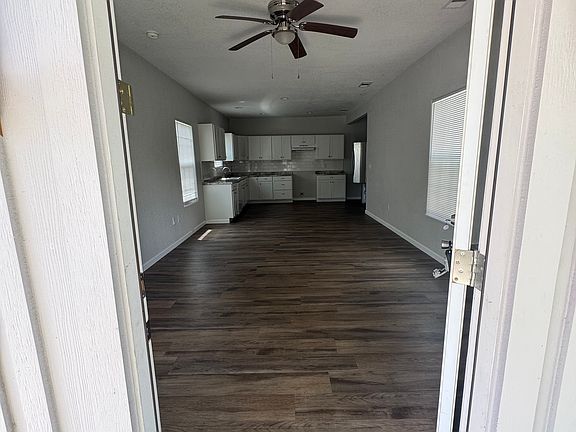 4th image of 1913 Gorman Ave