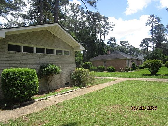 3rd image of 522 N Audubon Dr