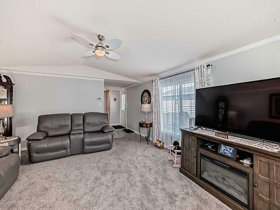 5th image of 2300 13th St N #94