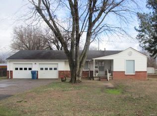 304 Elm St, Malden, MO 63863
