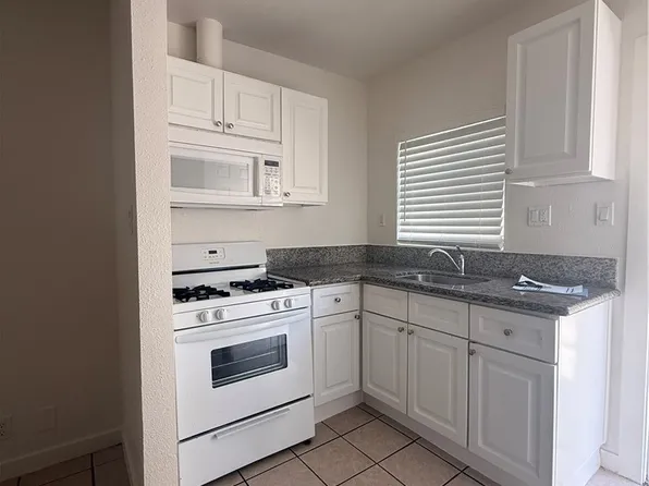 1234 Raymond Ave, Long Beach, CA 90804