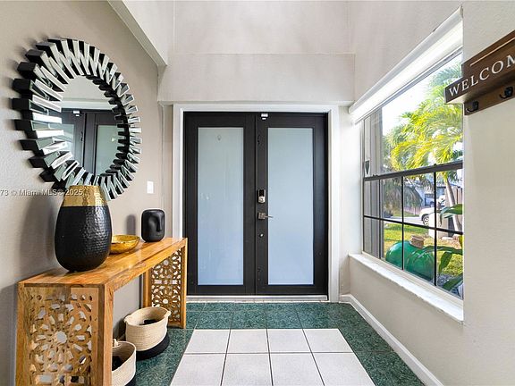 4th image of 21023 SW 85th Psge