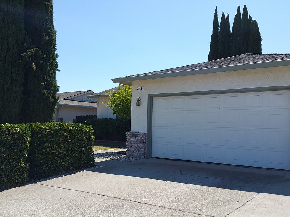 1st image of 2921 Palo Verde Way