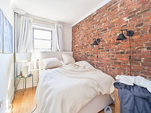 3rd image of 42 Grove St APT 6f