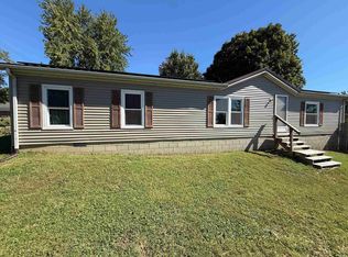 103 E Walnut St, Petersburg, IN 47567