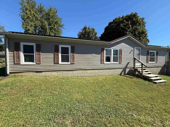 103 E Walnut St, Petersburg, IN 47567