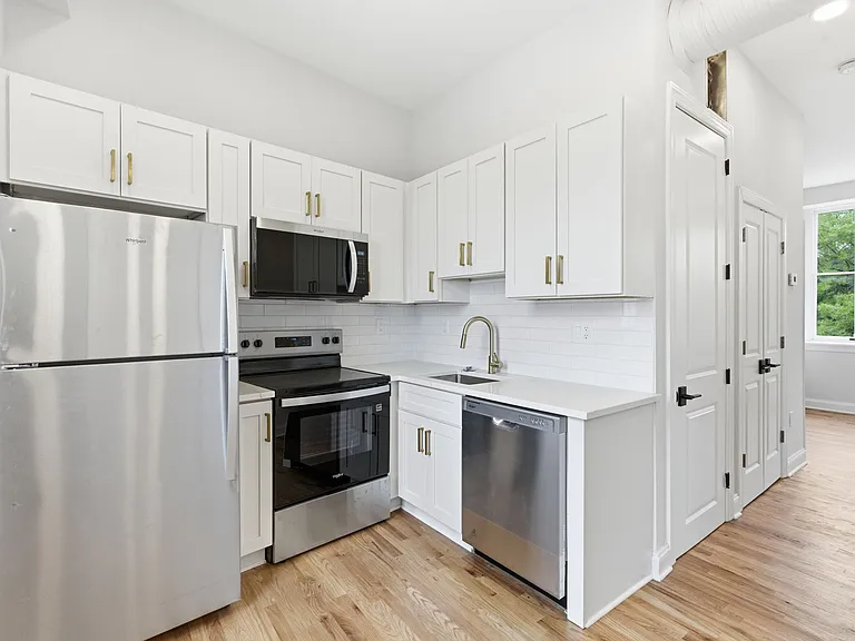 337 S Fremont Ave #1 — Photo 12