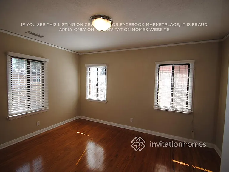 1654 N Marine Ave — Photo 4