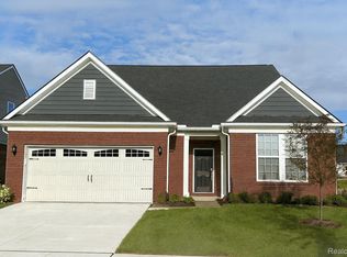 5635 Lewiston Rd, Canton, MI 48188