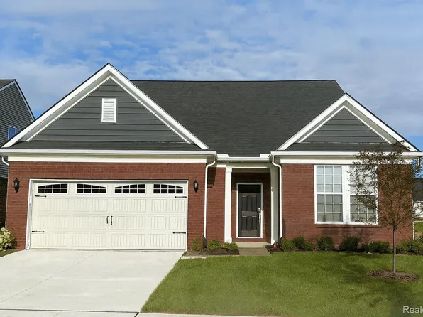 5635 Lewiston Rd, Canton, MI 48188