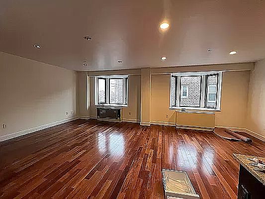 1st image of 83-30 Kew Gardens Rd Penthouse Z