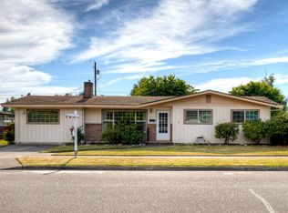 1244 Garfield St, Enumclaw, WA 98022