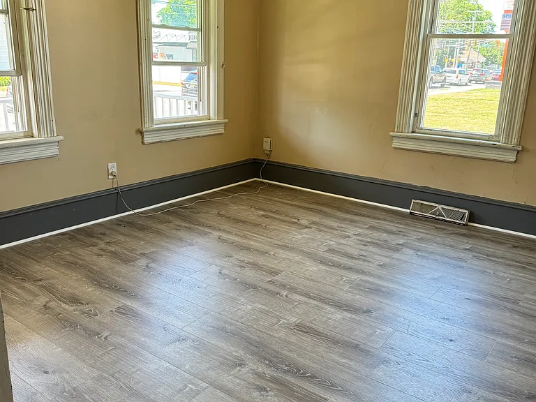 46 Delsea Dr N — Photo 27