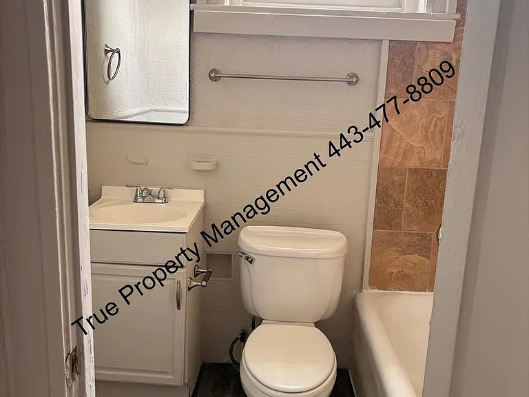 2635 Park Heights Ter — Photo 20