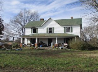 3585 Glebe Rd, Henderson, NC 27537