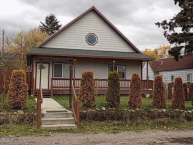 1st image of 710 12th Ave E