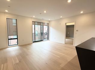 815 N 3rd St #410, Philadelphia, PA 19123