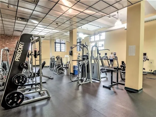 341 Monmouth Street image 12 of 17