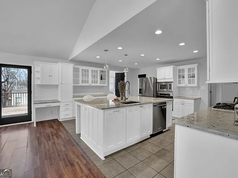 3474 Hildon Cir — Photo 28