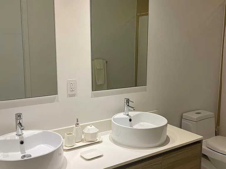 121 NE 34th St #1703 — Photo 15