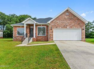 10566 W River Vue Dr, Biloxi, MS 39532