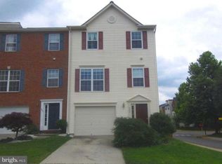 402 Sparkleberry Ter NE, Leesburg, VA 20176