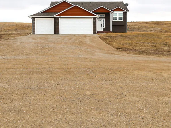 13696 Redwood Way NW, Williston, ND 58801