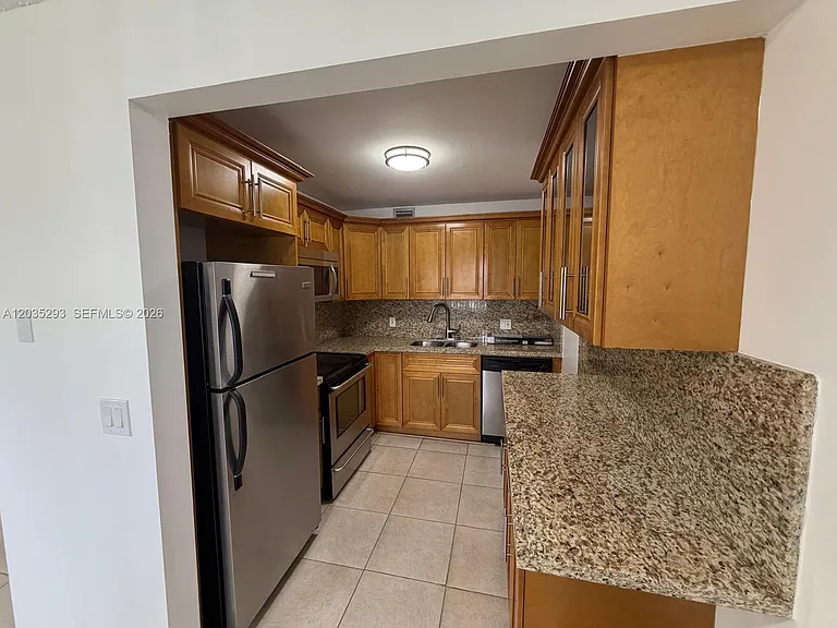 13355 SW 9th Ct #317H — Photo 6