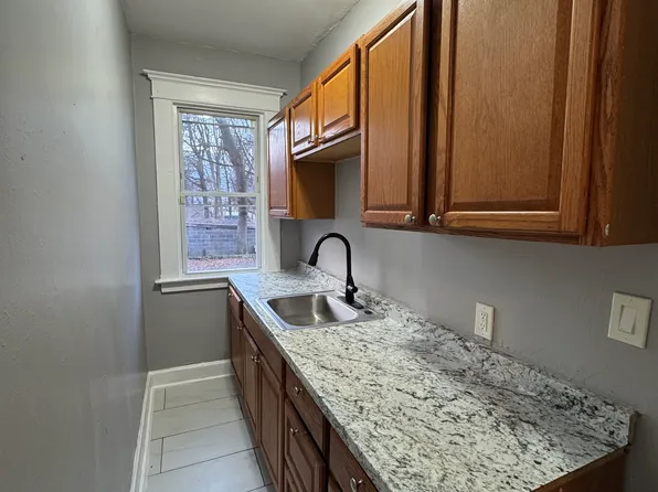 916 Winchester Ave, New Haven, CT