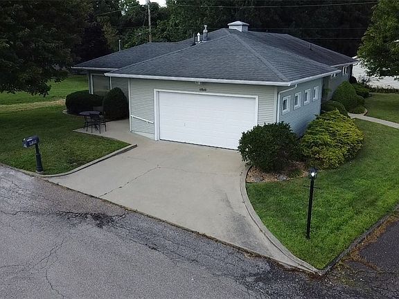 5th image of 16860 Bronze Heights Ln